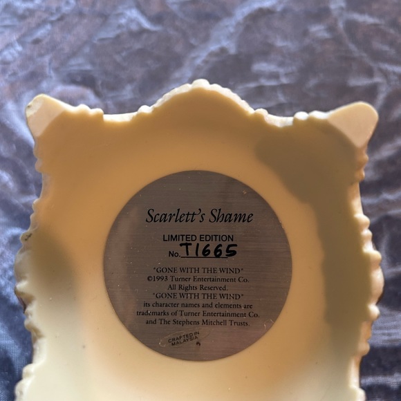 Scarlett O’Hara figurine. - Picture 3 of 3